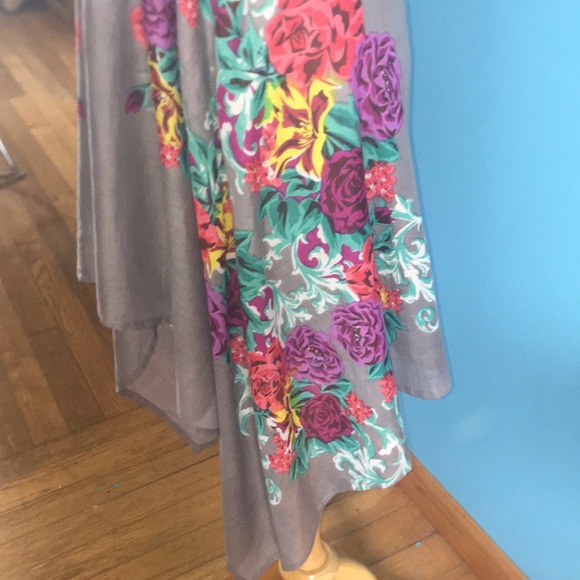 Dress - Picture 3 of 6